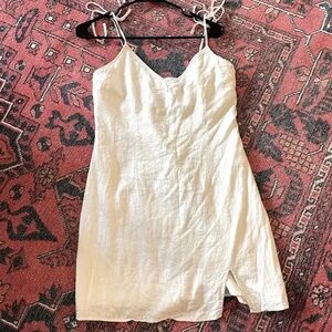 White linen Abercrombie shift dress